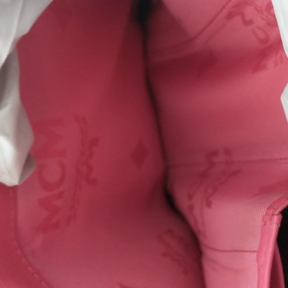 MCM WALLET! Great SALE! - Picture 7 of 16